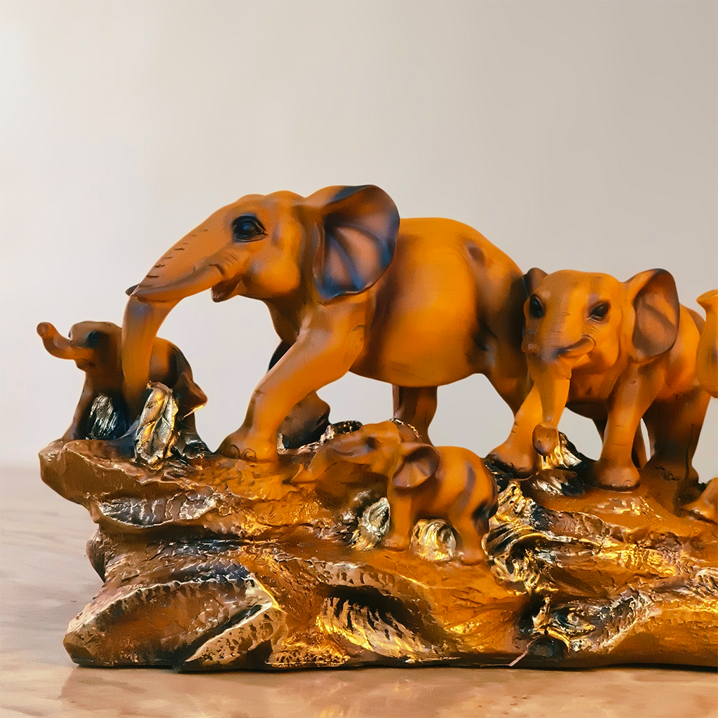 Elephant Family Harmony – Resin Table Decor Showpiece