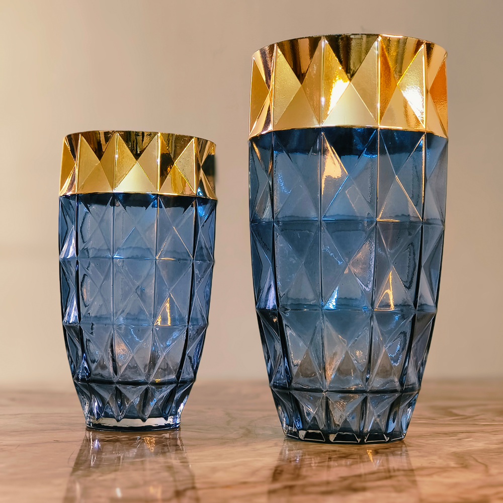 Crystal Crest Black (Small Size)– Diamond-Cut Glass Vase