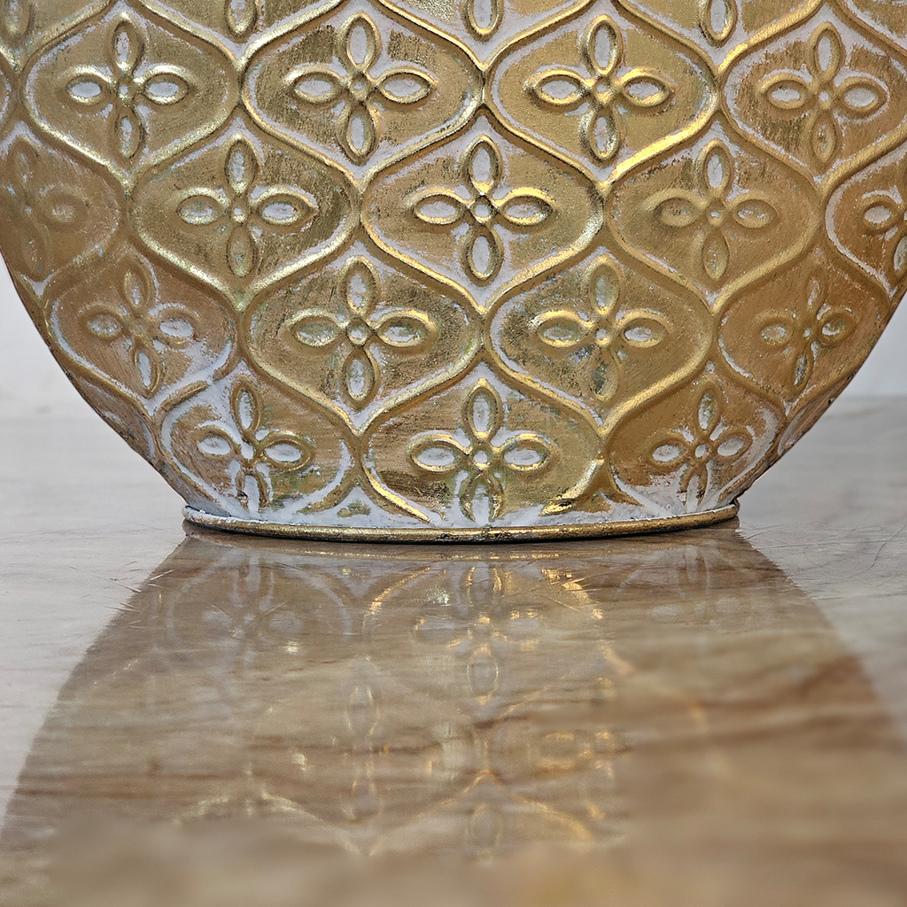Aurum Bloom – Vintage Gold Embossed Metal Vase