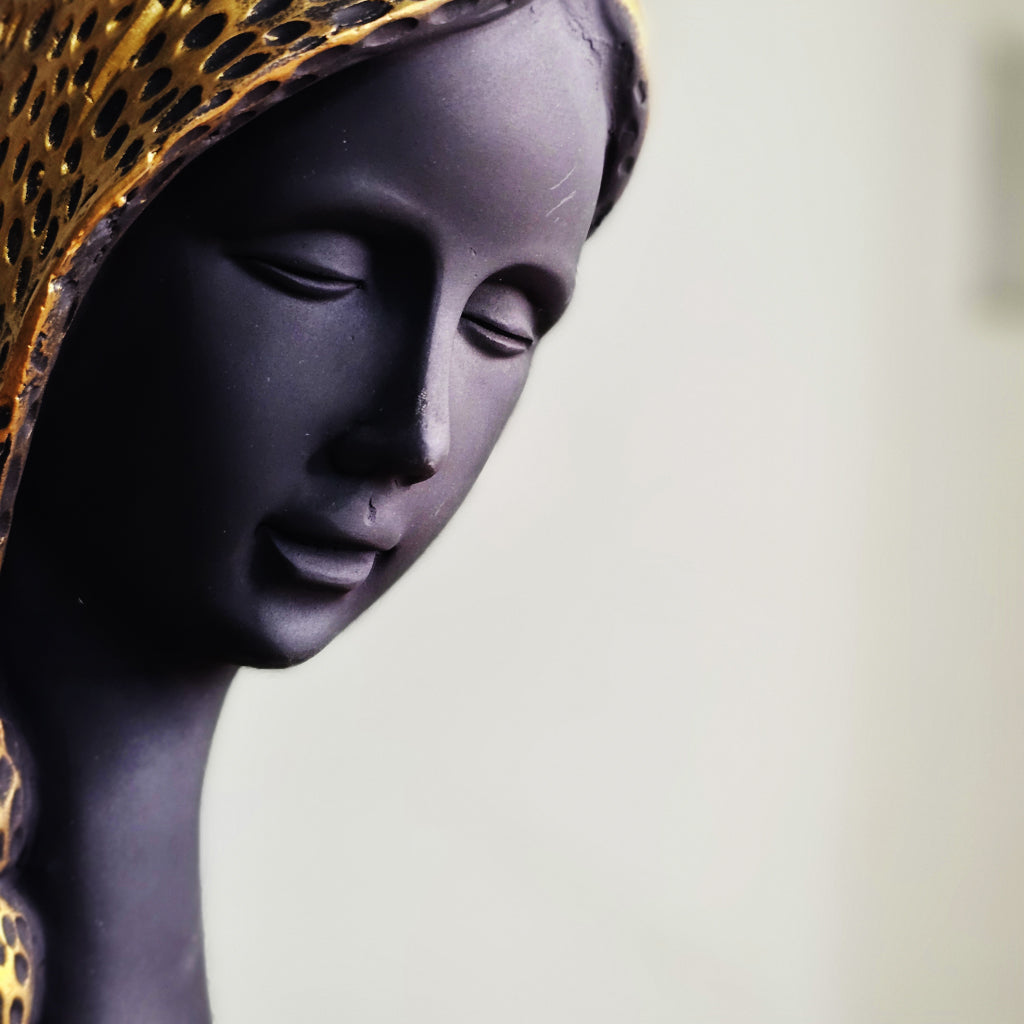Grace in Silence – Praying / Welcome Woman Sculpture