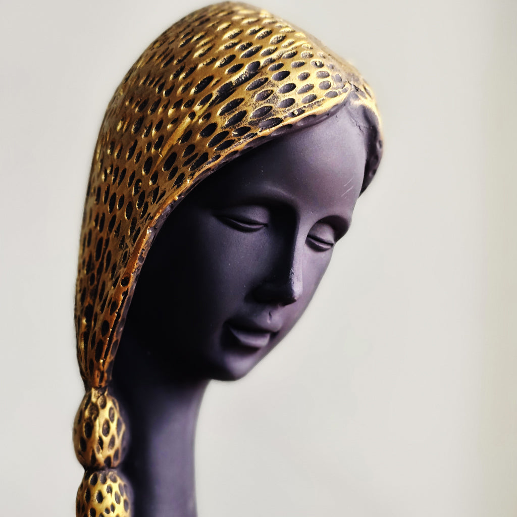 Grace in Silence – Praying / Welcome Woman Sculpture
