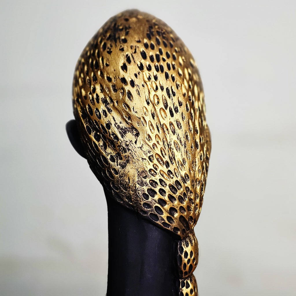 Grace in Silence – Praying / Welcome Woman Sculpture